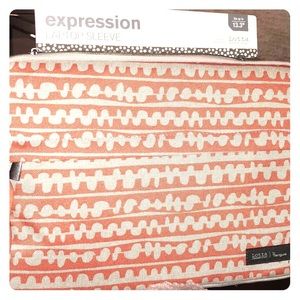 Expression laptop 💻 sleeve 13.3”